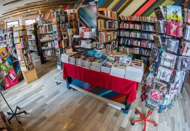 LIBRIS, PRAVO MESTO ZA VSE LJUBITELJE KNJIG: Ste že prebrali sveže delo ustanovitelja koprske pro bono ambulante?